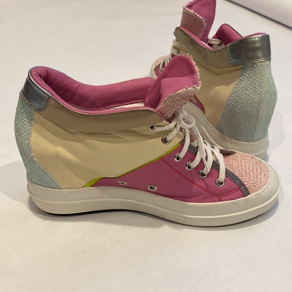 Italian size 40. - Picture 6 of 8